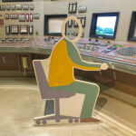 原子力館の発電オペレーター顔出しパネル接写